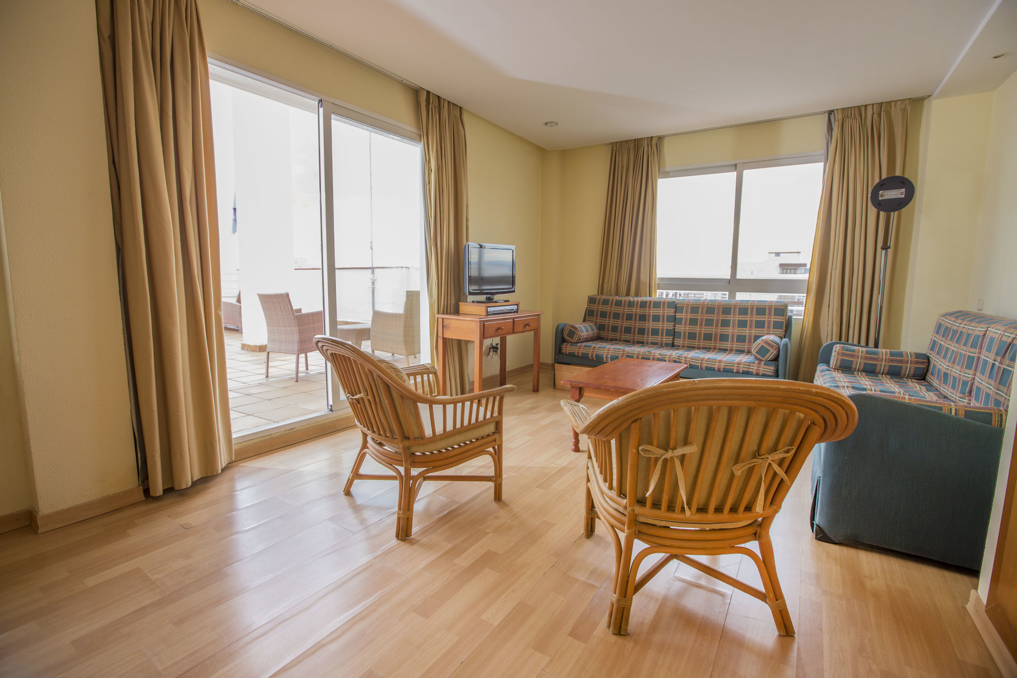 Hotel Tres Anclas Gandia Ngoại thất bức ảnh