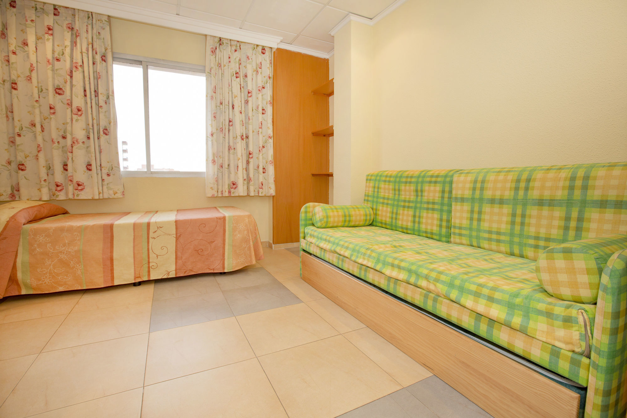 Hotel Tres Anclas Gandia Ngoại thất bức ảnh